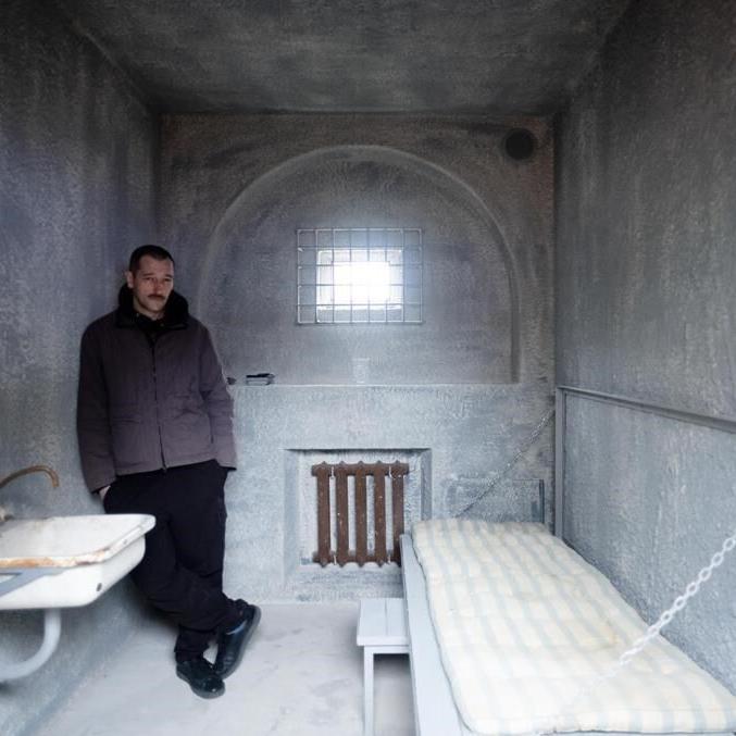 What's life like for Russia's political prisoners? Isolation, poor food and arbitrary punishment